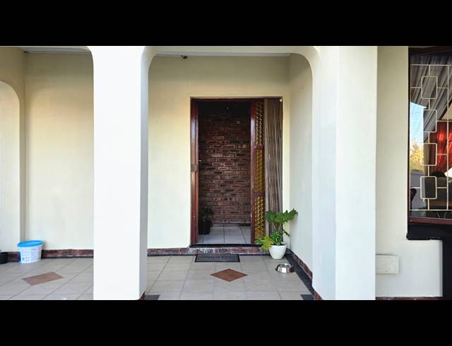 3 BEDROOM HOUSE FOR SALE IN MALVERN